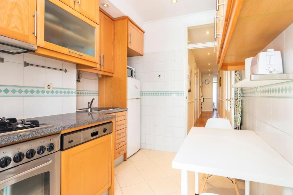 Spacious Apartment Near Saldanha Lissabon Exterior foto