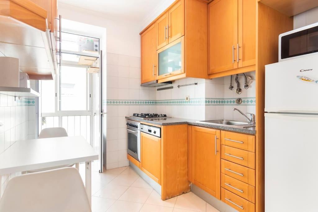 Spacious Apartment Near Saldanha Lissabon Exterior foto